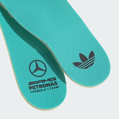 Sneakers basses Adidas Handball Spezial mercedes-amg petronas formula one team white silver unisexe