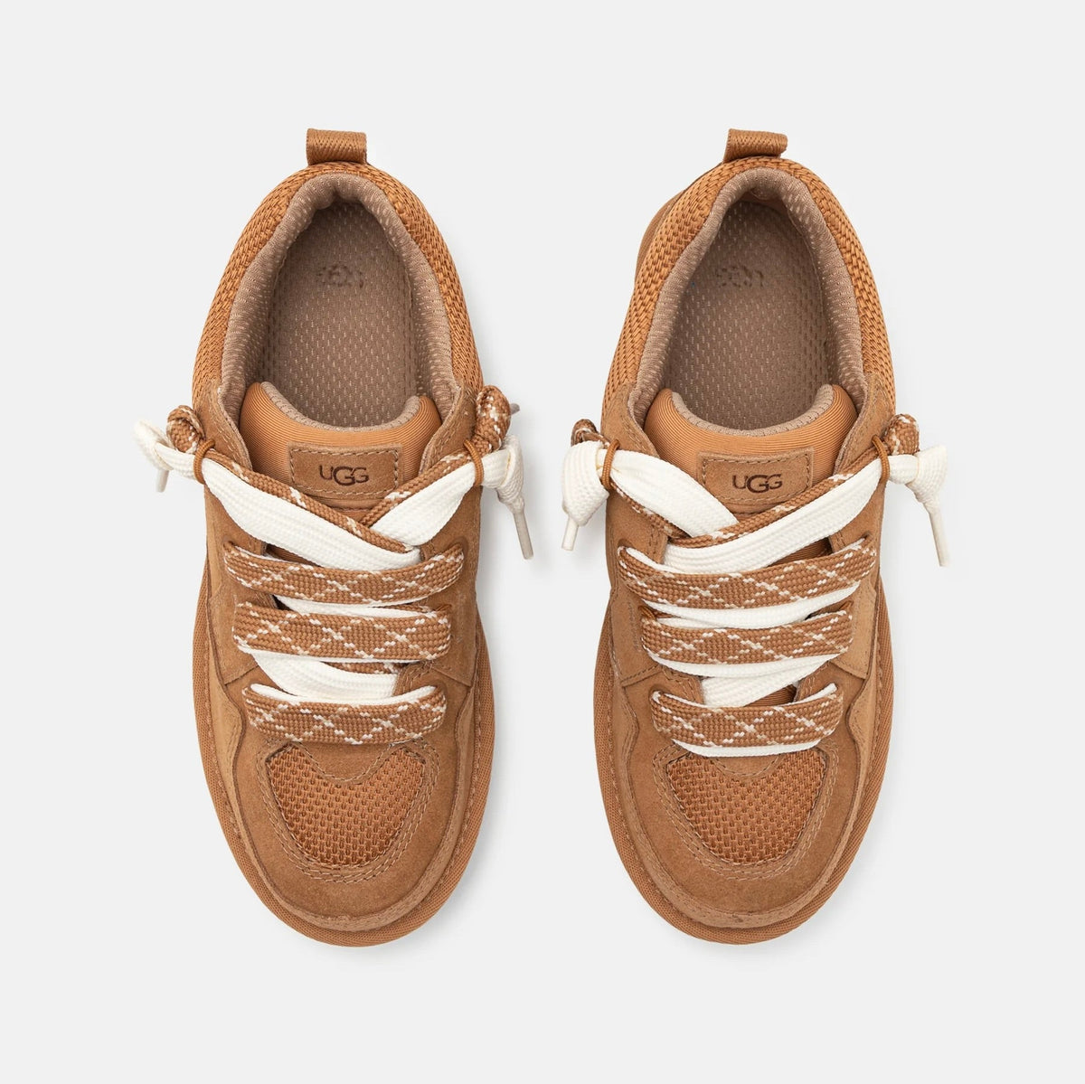 UGG Lowmel Lo Chestnut baskets femme en daim et textile recyclé marron chestnut, vue arrière
