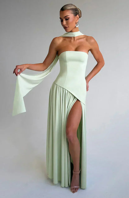 Fiona | Robe maxi asymétrique pour femmes, invitée de mariage