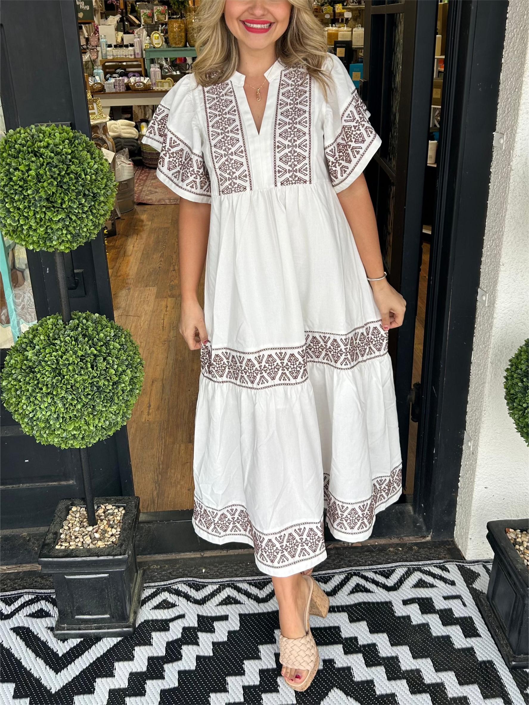 Robe Midi Bohème Femme en Coton – Col V Détails Brodés