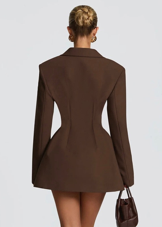 Robe Mini Femme en tissu léger, coupe confortable – Menvelo