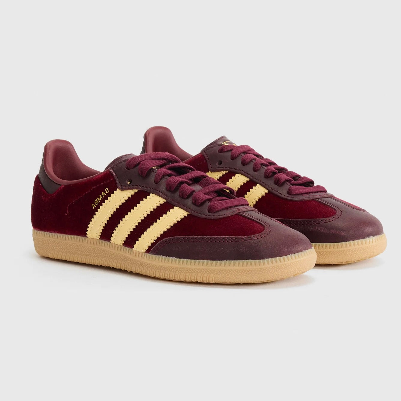 Sneakers basses Adidas Samba shadow red velvet unisexe