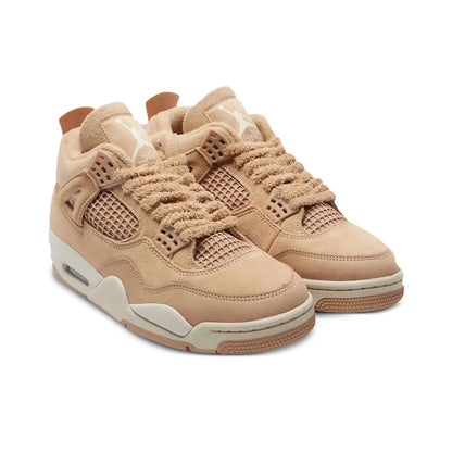 Air Jordan 4 Cozy Girl baskets homme et femme en cuir beige, vue de face