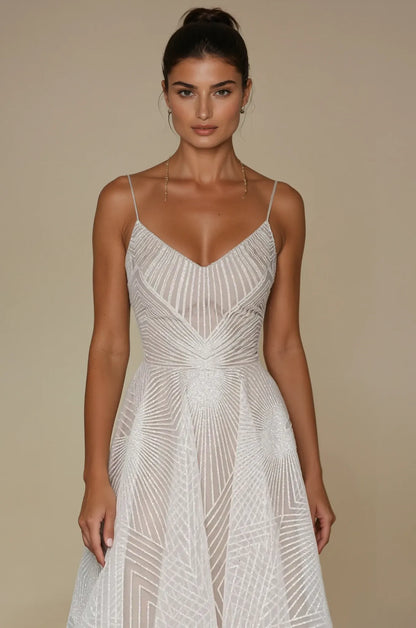 Robe Femme Maxi à Sequins – Coupe A-Line Plissée Tissu Fluide Occasion Spéciale