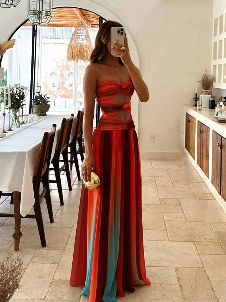 Robe Longue Femme Sans Bretelles – Détail Ajouré et Coupe Évasée