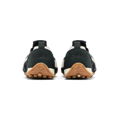 Nike Moon Shoe SP Jacquemus Off Noir, Baskets Rétro Running Unisexe – photo 4