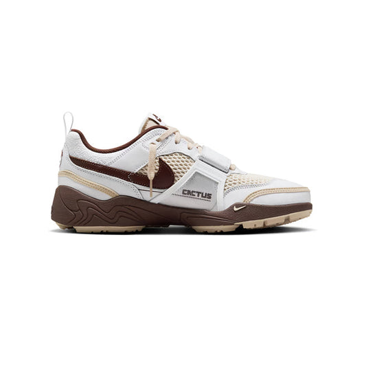 Nike Zoom Field Jaxx x Travis Scott Light Chocolate Baskets Marron Mixte - 1