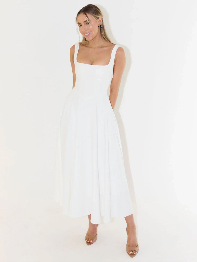 Robe midi femme col carré – coupe évasée sans manches