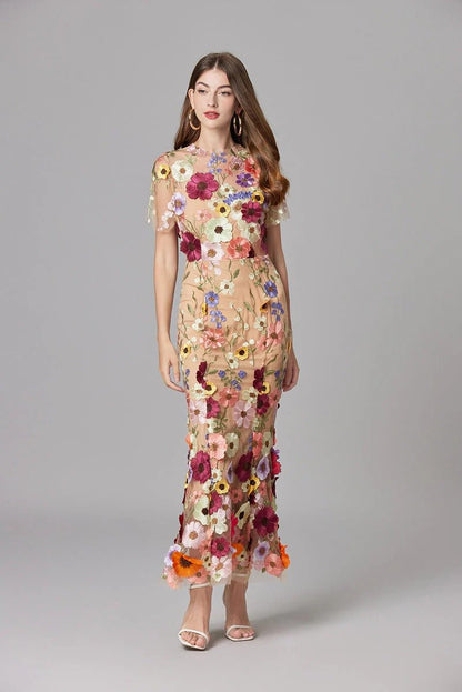 Phoebe | Robe maxi sans manches pour femme avec appliqué floral