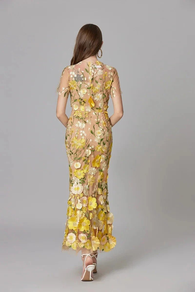 Phoebe | Robe maxi sans manches pour femme avec appliqué floral