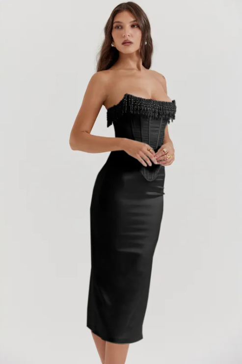Robe Femme Sans Manches à Épaules Dénudées – Détail Perle et Construction Arête de Poisson
