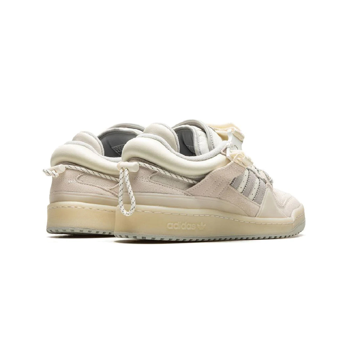 Adidas Forum Low x Bad Bunny White baskets basses homme et femme en cuir blanc, détail semelle