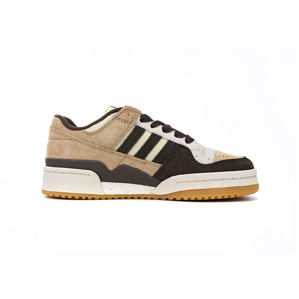 Adidas Forum Low x Atmos Khaki Brown baskets basses homme et femme en cuir kaki marron, vue de profil