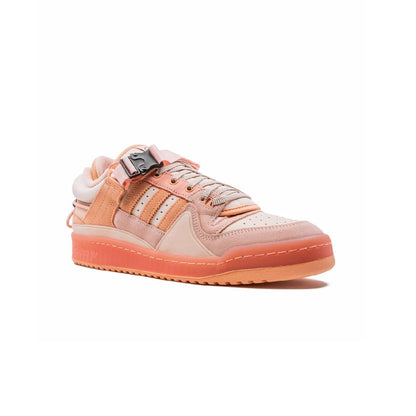 Adidas Forum Low x Bad Bunny Easter Egg baskets basses homme et femme en cuir rose, vue de face