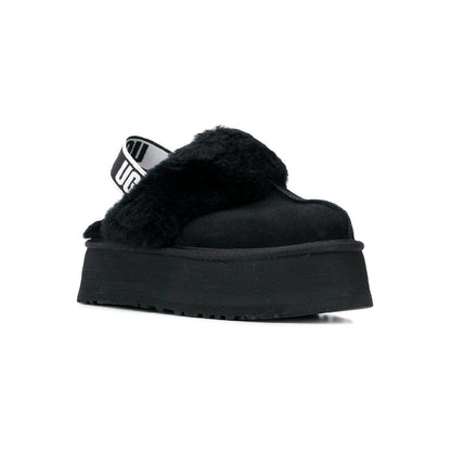 UGG Funkette Plateforme Black sabots à plateforme femme en daim et peau de mouton noir, vue de face