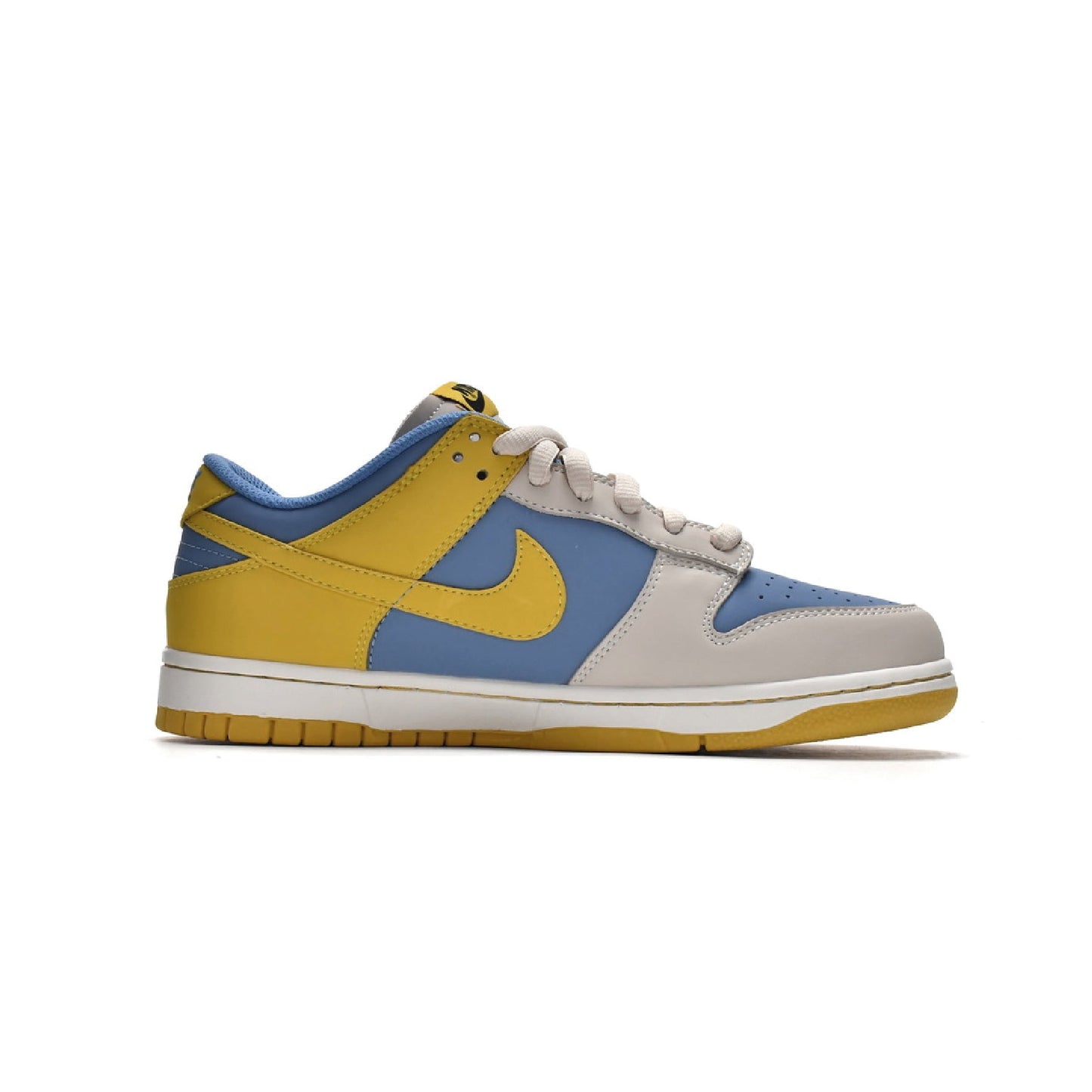 nike dunk low kobe baskets vue latérale