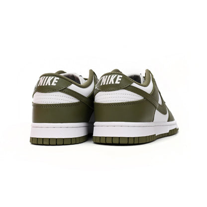 Nike Dunk Low Medium Olive Baskets Vert Blanc Homme Femme - 3