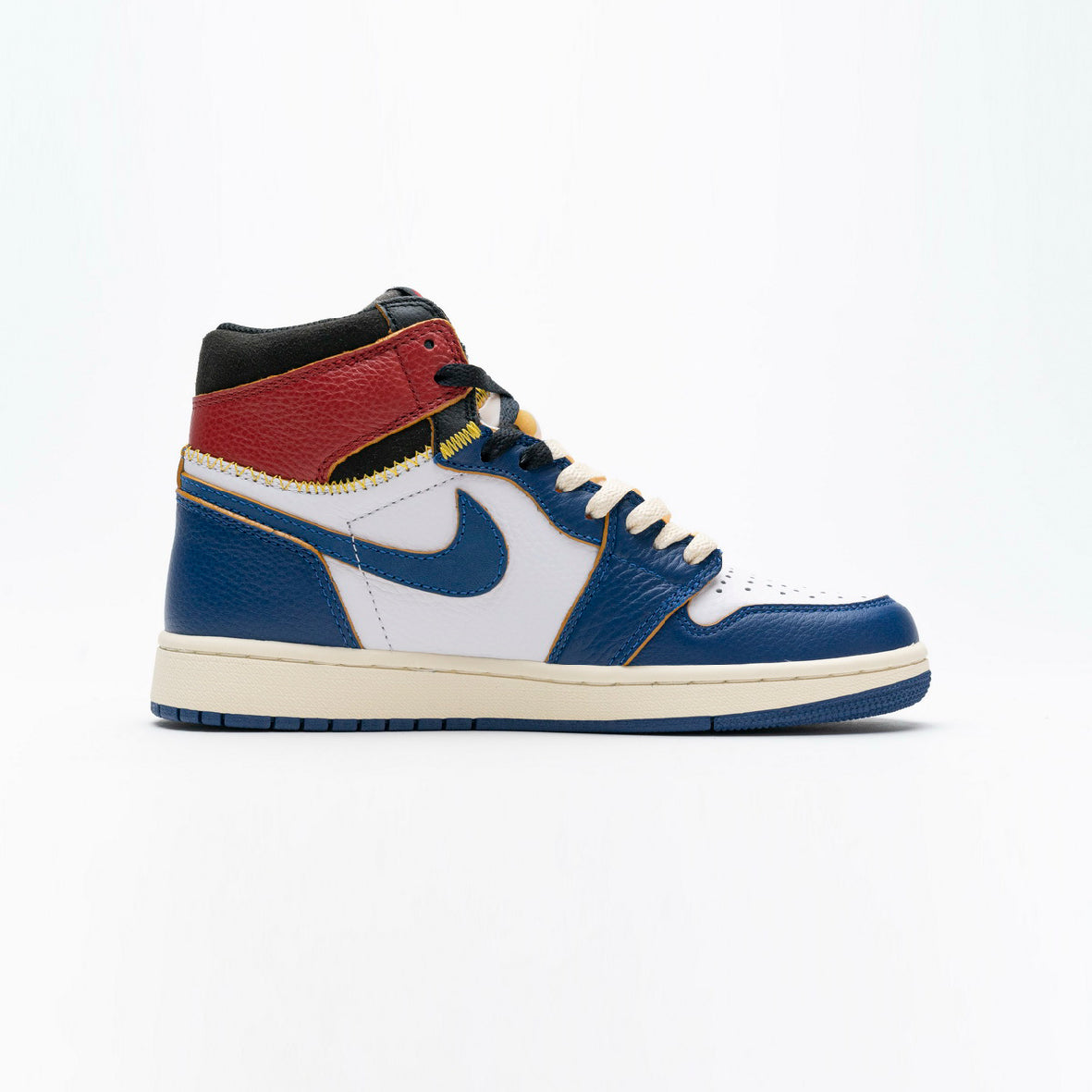 Air Jordan 1 High Union Los Angeles Blue Toe baskets montantes homme en cuir bleu, vue de profil
