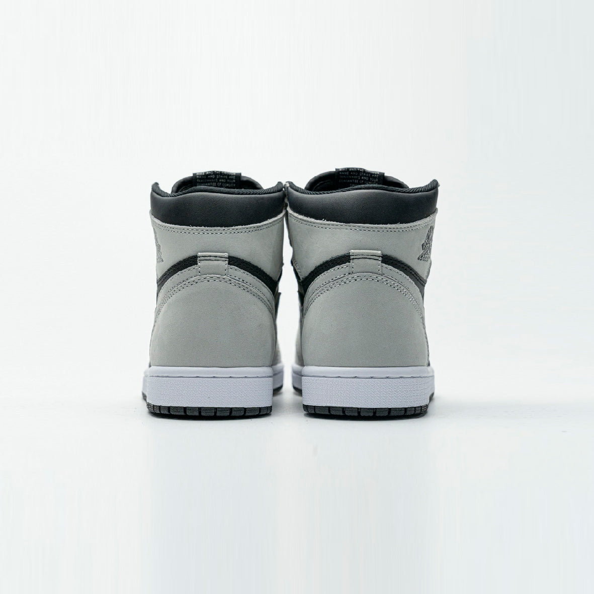 Air Jordan 1 High Shadow 2.0 Black Light Smoke Grey baskets montantes homme et femme en cuir noir gris, détail semelle