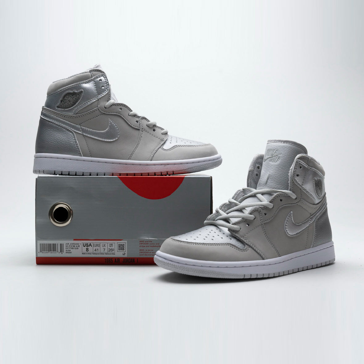 Air Jordan 1 High Japan Neutral Grey baskets montantes homme et femme en daim gris, vue arrière
