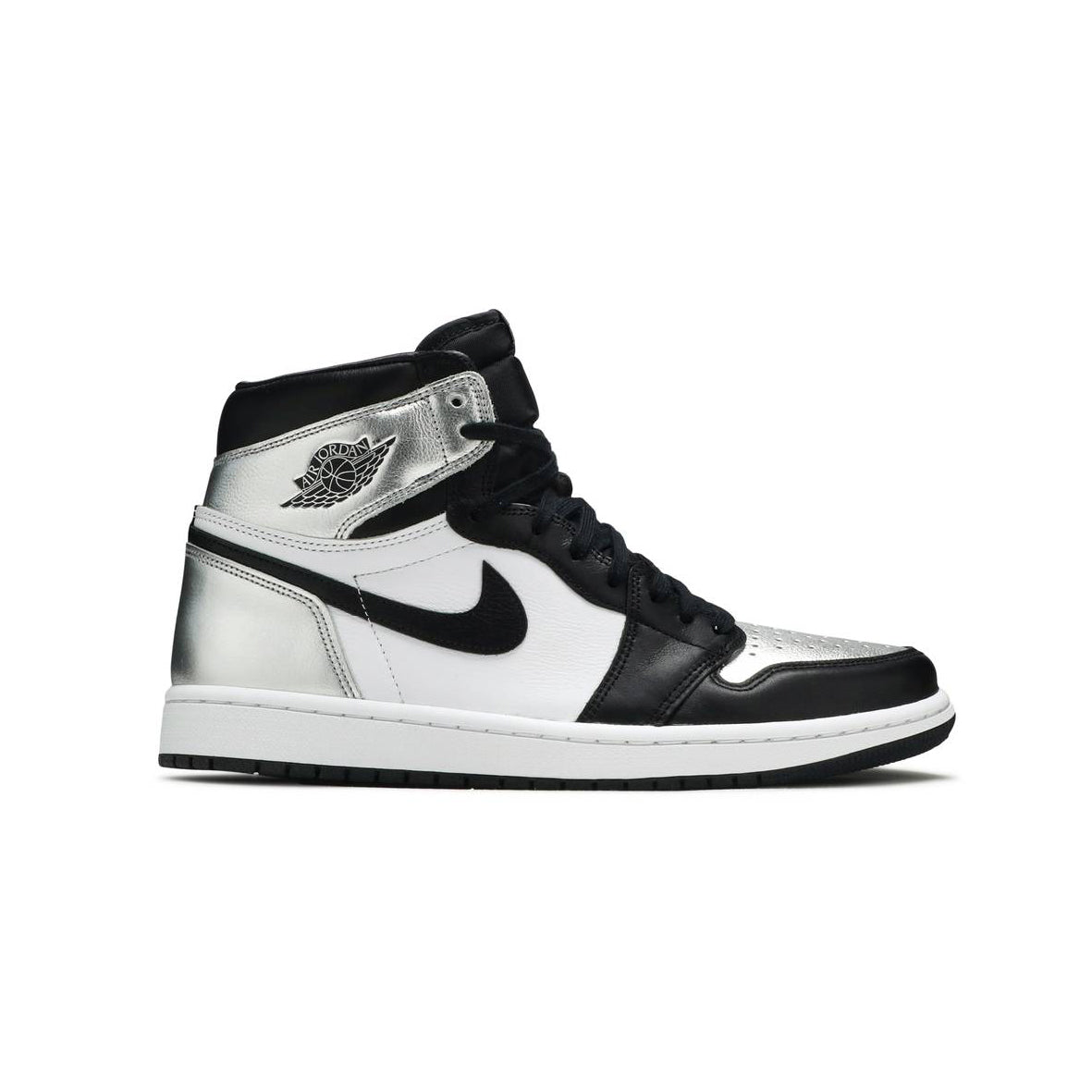 Air Jordan 1 High Silver Toe baskets montantes homme et femme en cuir argent, vue de profil