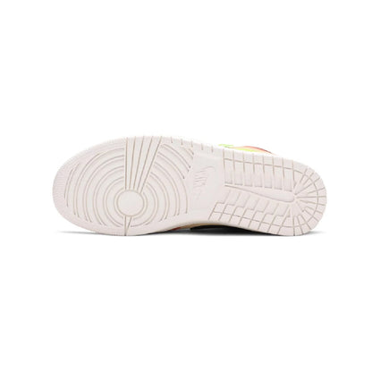 Air Jordan 1 High Switch Apricot Powder baskets montantes homme et femme en cuir orange, détail tige