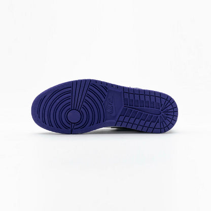 Air Jordan 1 High Court Purple baskets montantes homme en cuir violet, détail tige