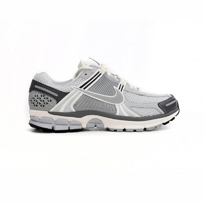 Nike Air Zoom Vomero 5 Grey Baskets Gris Homme Femme - 1
