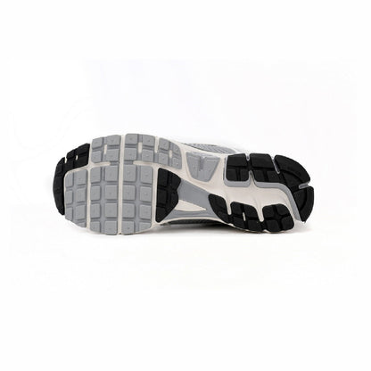 Nike Air Zoom Vomero 5 Grey Baskets Gris Homme Femme - 5