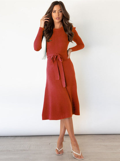 Robe Midi Femme en tissu léger, manches longues, coupe fluide – Menvelo