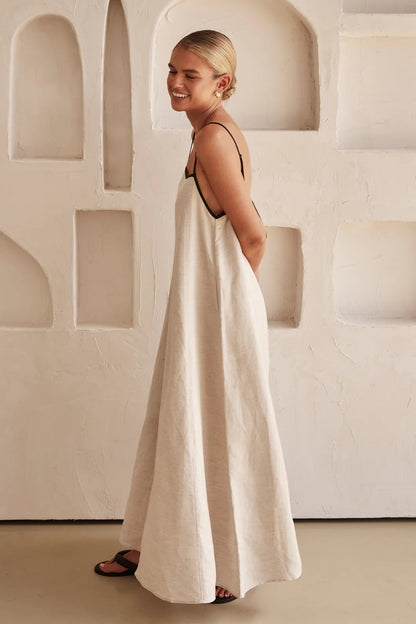 Sophie | Robe longue pour femme avec bretelles réglables et bordure contrastante