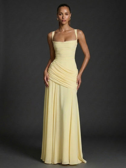 Sophie | Robe maxi froncée sans manches à encolure carrée pour femme