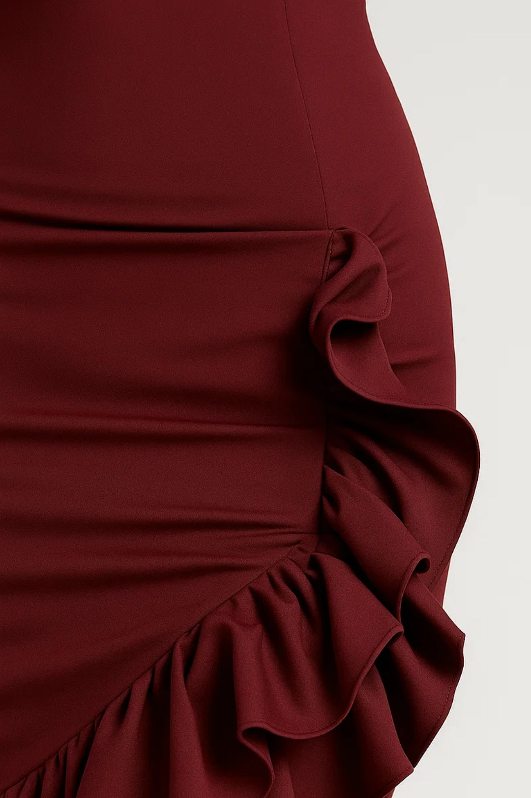 Robe Longue Femme sans Bretelles – Volants et Coupe Gainante