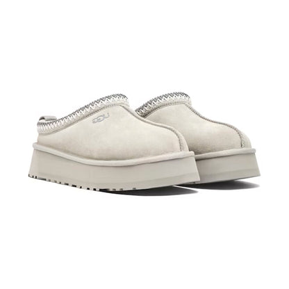 UGG Tazz Seal chaussons à plateforme femme en daim et peau de mouton gris, vue de face
