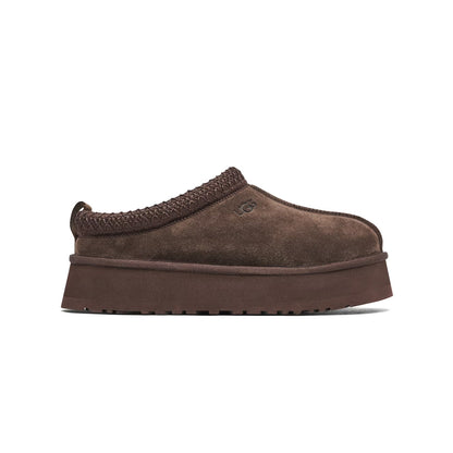 UGG Tazz Cacao chaussons à plateforme femme en daim et peau de mouton cacao, vue de profil