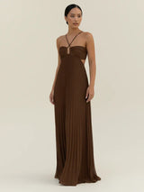 Robe Longue Femme à Dos Nu et Col Licou Plissée – Silhouette Fluide Sol