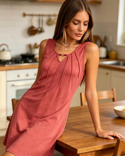 Robe Mini Femme en tissu léger, col V, coupe fluide – Menvelo