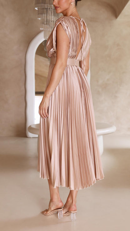 Robe longue plissée élégante pour femme
