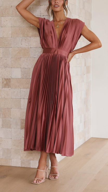 Robe longue plissée élégante pour femme