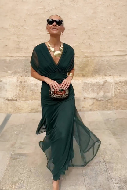 Robe longue fantaisie élégante à col en V pour femmes, idéale pour les fêtes