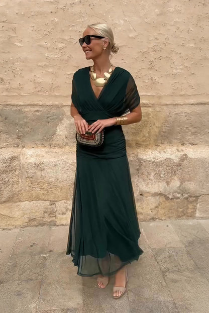 Robe longue fantaisie élégante à col en V pour femmes, idéale pour les fêtes