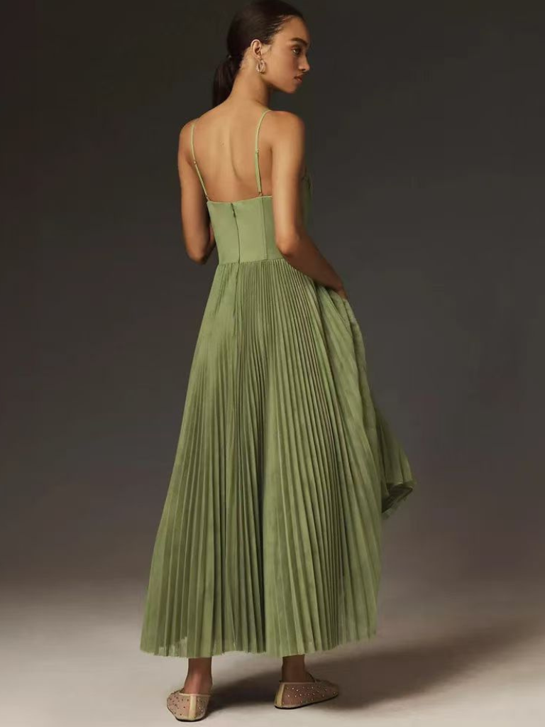 Robe maxi plissée sculptée pour femme