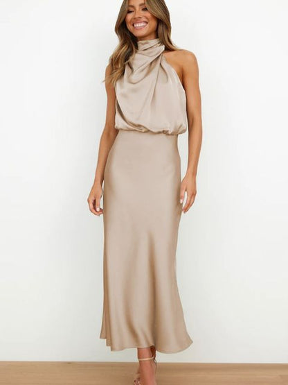 Robe Midi Satinée à Col Halter pour Femme – Coupe Drapée Silhouette Fluide
