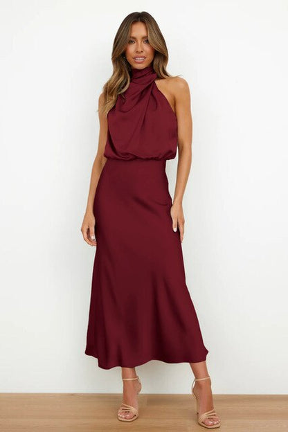 Robe Midi Satinée à Col Halter pour Femme – Coupe Drapée Silhouette Fluide