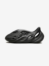 adidas Yeezy Foam RNNR Carbon Sabots Gris Homme Femme