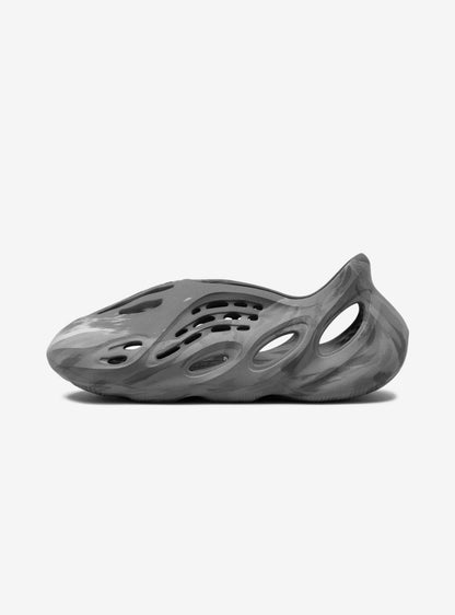 adidas Yeezy Foam RNNR MX Granite Sabots Gris Homme Femme - 1