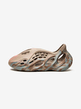 adidas Yeezy Foam RNNR MX Sand Grey Sabots Beige Gris Homme Femme