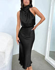 Robe Midi Satinée à Col Halter pour Femme – Coupe Drapée Silhouette Fluide