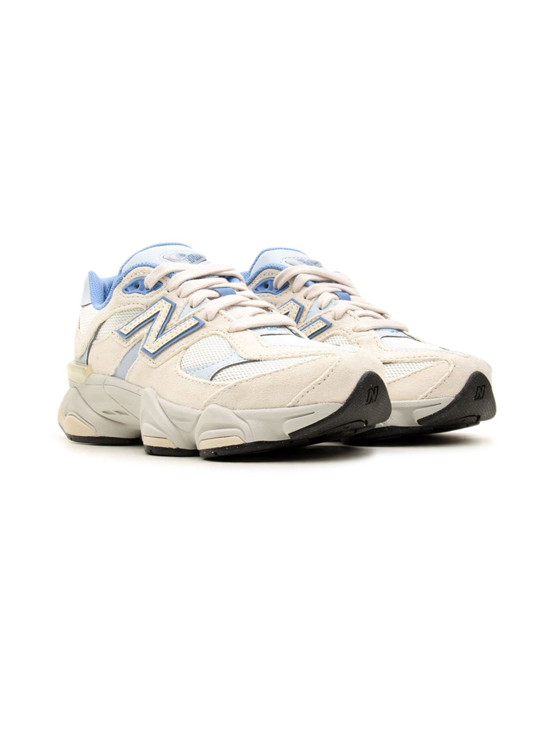 New Balance 9060 Beige baskets basses enfant daim et mesh beige, vue de face
