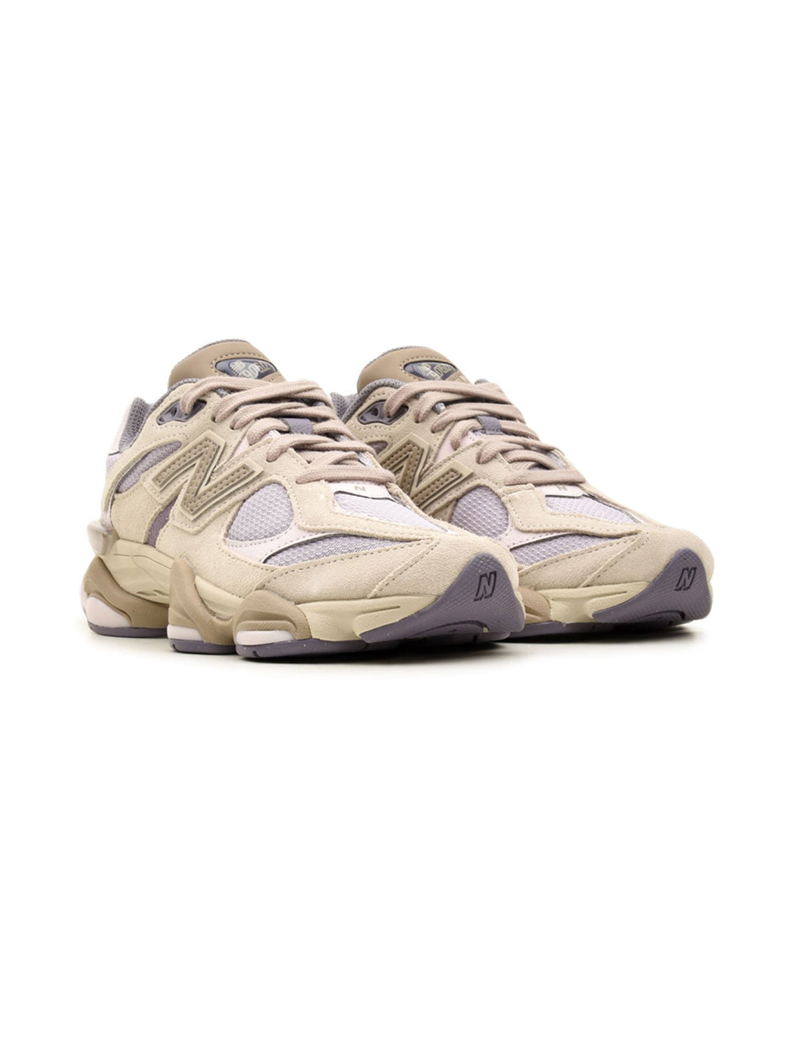 New Balance 9060 Beige baskets basses homme et femme daim et mesh beige, vue de dessus